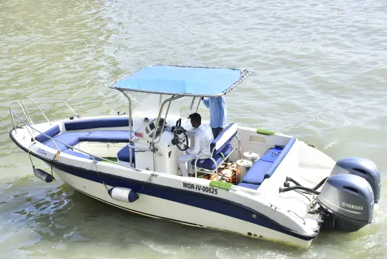 Baam Motor Boat on charter in Mumbai