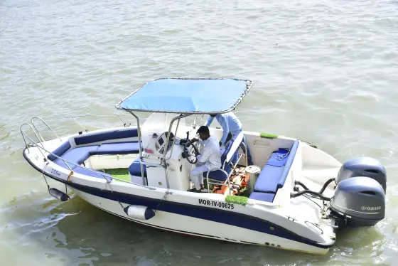 Baam Motor Boat on charter in Mumbai