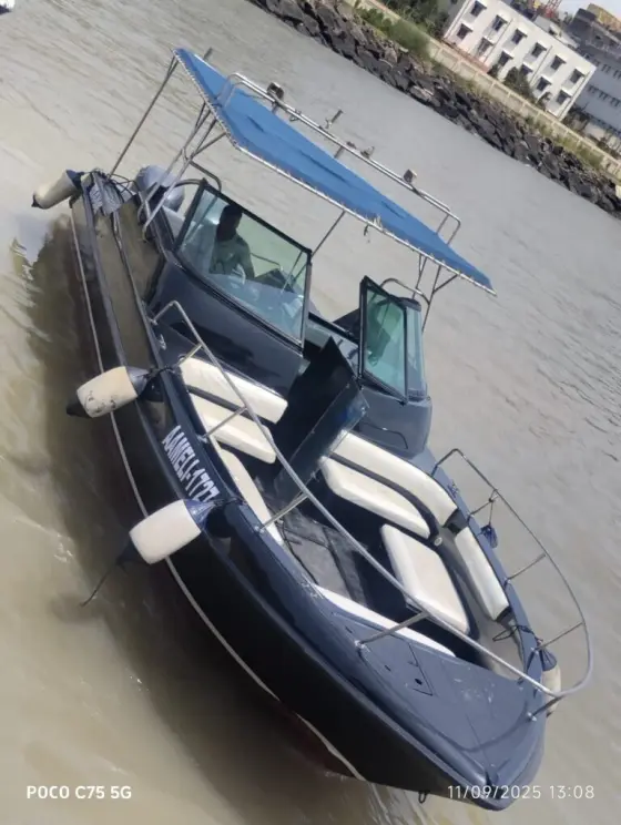 Gulf Craft 31 on charter in Mumbai
