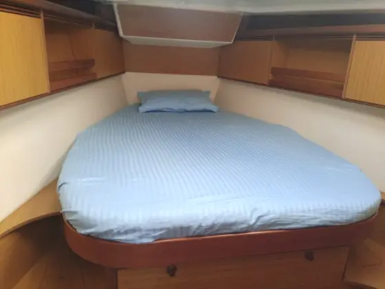 Jeanneau 45 on charter in Mumbai