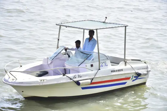 Lavi Motor Boat on charter in Mumbai