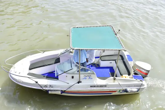 Lavi Motor Boat on charter in Mumbai
