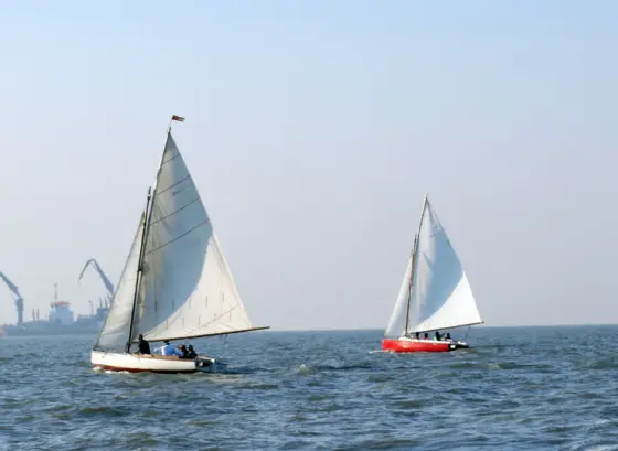Seabird on charter in Mumbai